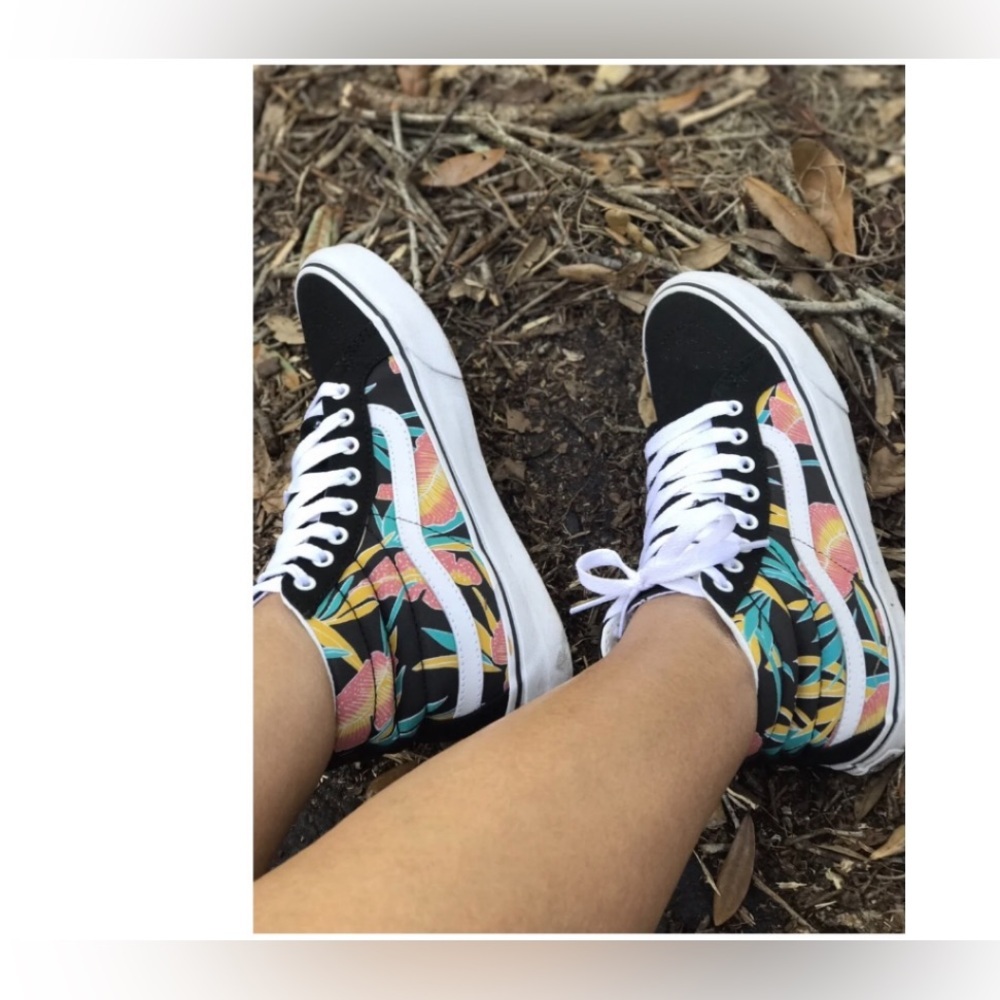 Vans Sk8-Hi Slim‎ sneaker with a tropical floral pattern Hawaii 5.5M 7W